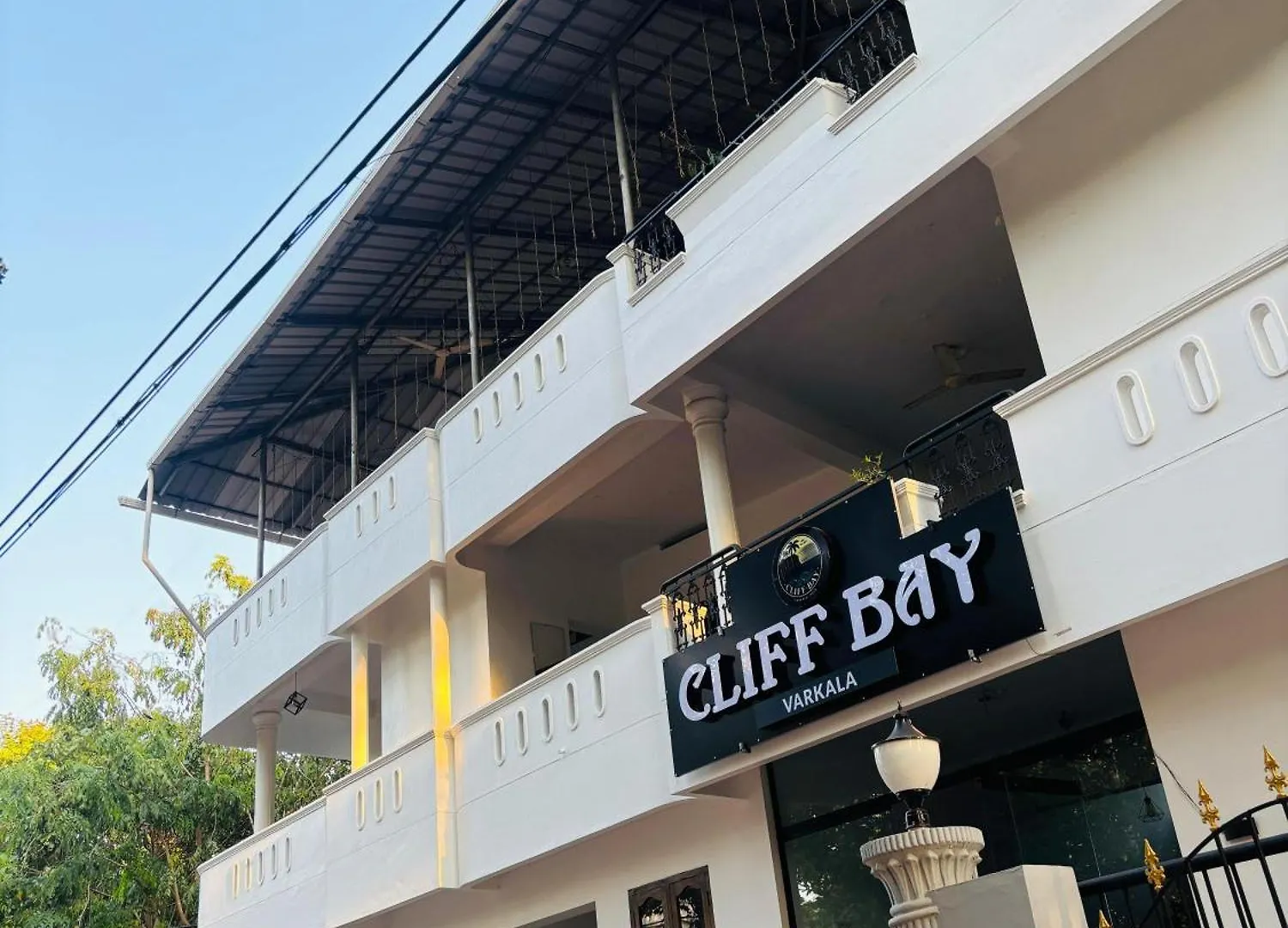 Hotel Cliff Bay Varkala 0*,
